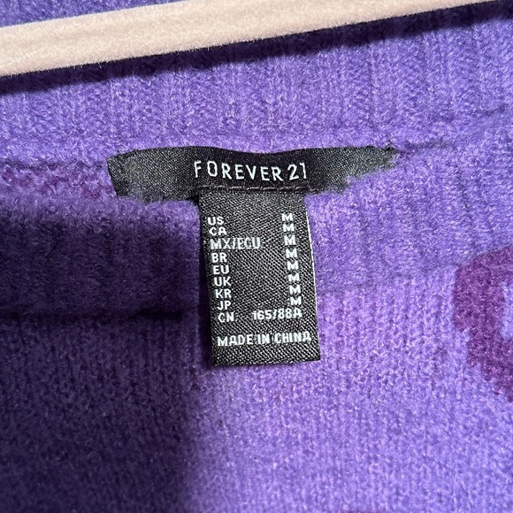 LIKE NEW Forever 21 Purple Flower Sweater - Picture 5 of 5